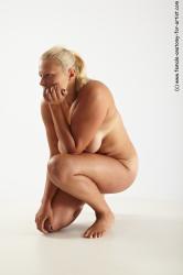 Nude Woman White Kneeling poses - ALL Average Kneeling poses - on one knee long blond Pinup